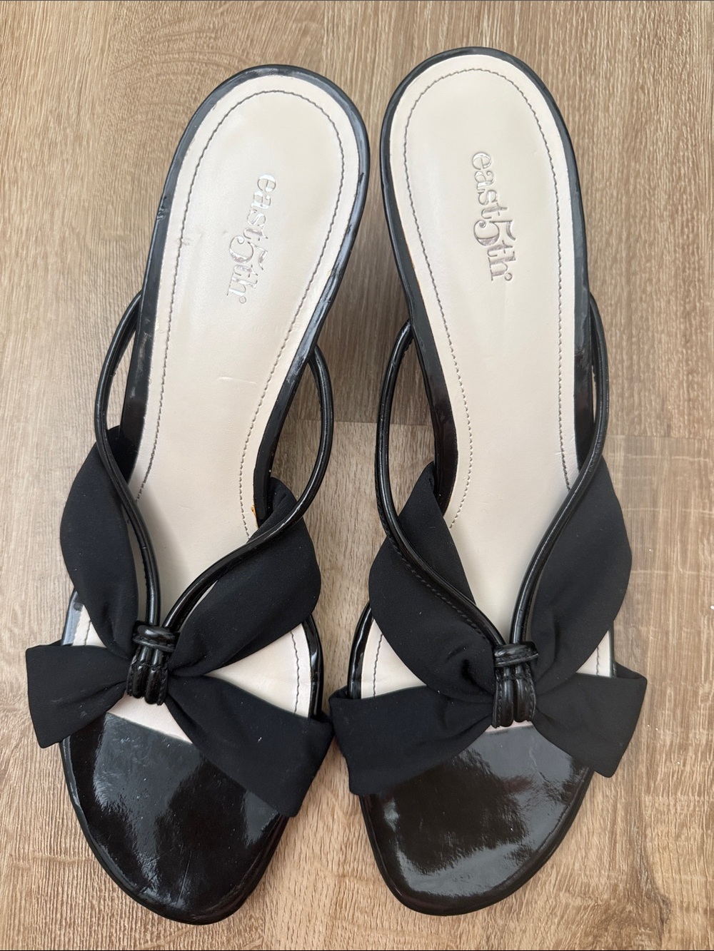East 5th Women’s Black Bow Slingback Sandals